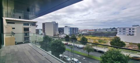 APARTAMENTO T2 NOVO para ARRENDAR - São Pedro, Ponta Delgada, Ilha de São Miguel, Açores