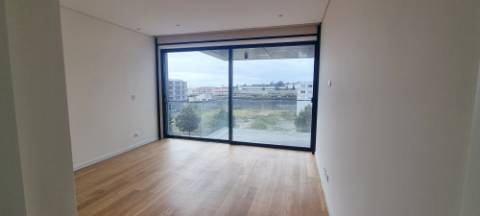 APARTAMENTO T2 NOVO para ARRENDAR - São Pedro, Ponta Delgada, Ilha de São Miguel, Açores