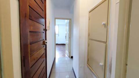 APARTAMENTO T4 para VENDA - Cidade de Ponta Delgada (São Pedro), Ilha de São Miguel, Açores