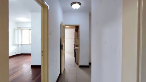 APARTAMENTO T4 para VENDA - Cidade de Ponta Delgada (São Pedro), Ilha de São Miguel, Açores