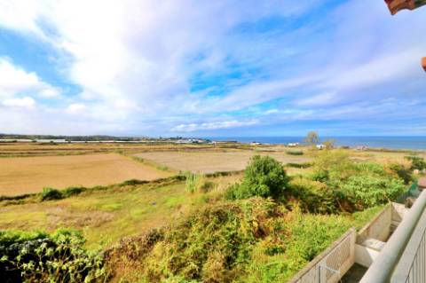 VENDA de APARTAMENTO T2 com VARANDA e VISTA MAR - Quintas do Mar, Ribeira Grande, Ilha de São Miguel, Açores