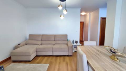 VENDA de APARTAMENTO T2 com VARANDA e VISTA MAR - Quintas do Mar, Ribeira Grande, Ilha de São Miguel, Açores