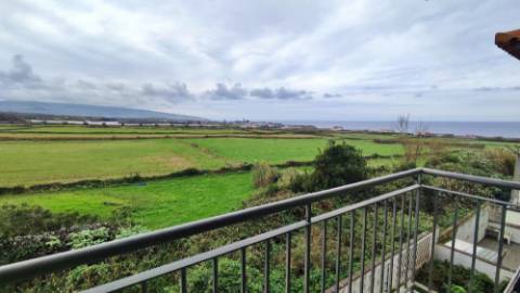 VENDA de APARTAMENTO T2 com VARANDA e VISTA MAR - Quintas do Mar, Ribeira Grande, Ilha de São Miguel, Açores