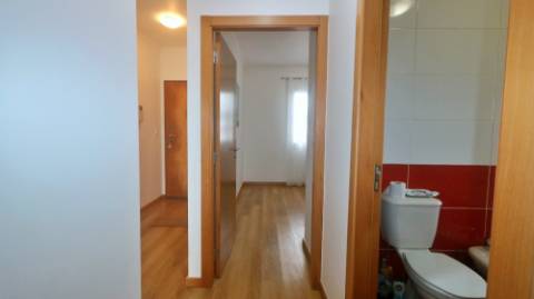 VENDA de APARTAMENTO T2 com VARANDA e VISTA MAR - Quintas do Mar, Ribeira Grande, Ilha de São Miguel, Açores