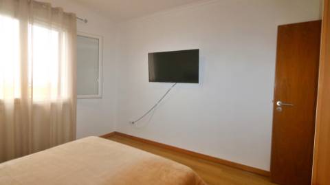 VENDA de APARTAMENTO T2 com VARANDA e VISTA MAR - Quintas do Mar, Ribeira Grande, Ilha de São Miguel, Açores