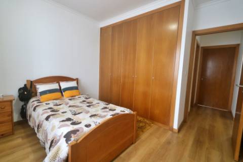 VENDA de APARTAMENTO T2 com VARANDA e VISTA MAR - Quintas do Mar, Ribeira Grande, Ilha de São Miguel, Açores