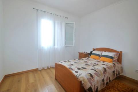 VENDA de APARTAMENTO T2 com VARANDA e VISTA MAR - Quintas do Mar, Ribeira Grande, Ilha de São Miguel, Açores