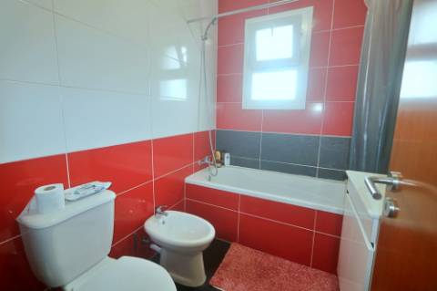 VENDA de APARTAMENTO T2 com VARANDA e VISTA MAR - Quintas do Mar, Ribeira Grande, Ilha de São Miguel, Açores