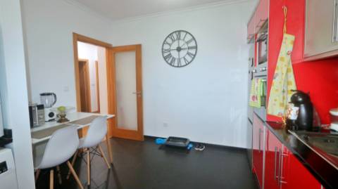 VENDA de APARTAMENTO T2 com VARANDA e VISTA MAR - Quintas do Mar, Ribeira Grande, Ilha de São Miguel, Açores