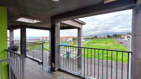 VENDA de APARTAMENTO T2 com VARANDA e VISTA MAR - Quintas do Mar, Ribeira Grande, Ilha de São Miguel, Açores