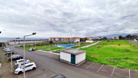 VENDA de APARTAMENTO T2 com VARANDA e VISTA MAR - Quintas do Mar, Ribeira Grande, Ilha de São Miguel, Açores