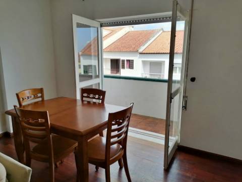APARTAMENTO T1 MOBILADO para ARRENDAR - Ponta Delgada (São Sebastião), São Miguel, Açores