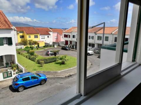 APARTAMENTO T1 MOBILADO para ARRENDAR - Ponta Delgada (São Sebastião), São Miguel, Açores