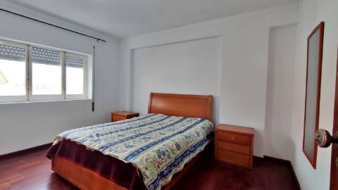 APARTAMENTO T1 MOBILADO para ARRENDAR - Ponta Delgada (São Sebastião), São Miguel, Açores