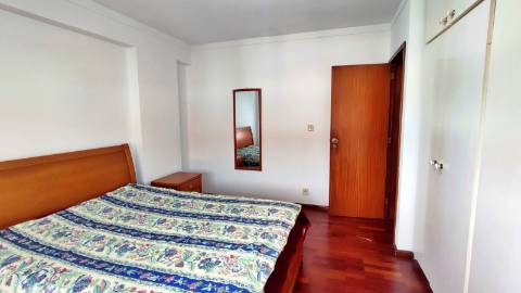 APARTAMENTO T1 MOBILADO para ARRENDAR - Ponta Delgada (São Sebastião), São Miguel, Açores