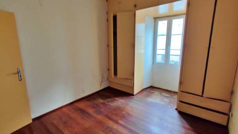 VENDA de APARTAMENTO T1+1 - Cidade de Ponta Delgada (São Pedro), Ilha de São Miguel, Açores