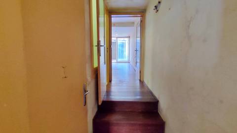 VENDA de APARTAMENTO T1+1 - Cidade de Ponta Delgada (São Pedro), Ilha de São Miguel, Açores