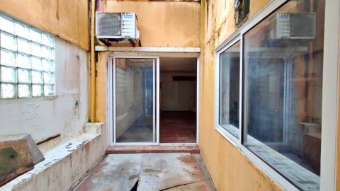 VENDA de APARTAMENTO T1+1 - Cidade de Ponta Delgada (São Pedro), Ilha de São Miguel, Açores