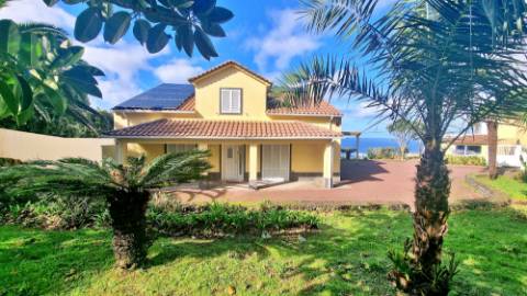 VENDA de MORADIA - VIVENDA com VISTA MAR nos Mosteiros, Ponta Delgada, Ilha de São Miguel, Açores