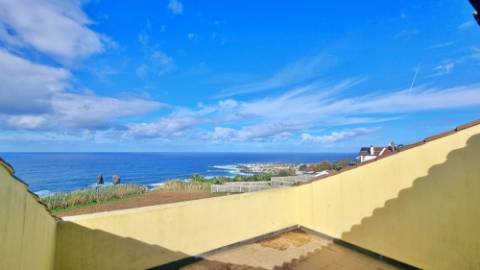 VENDA de MORADIA - VIVENDA com VISTA MAR nos Mosteiros, Ponta Delgada, Ilha de São Miguel, Açores