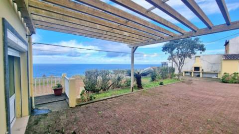 VENDA de MORADIA - VIVENDA com VISTA MAR nos Mosteiros, Ponta Delgada, Ilha de São Miguel, Açores