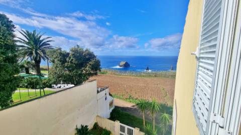 VENDA de MORADIA - VIVENDA com VISTA MAR nos Mosteiros, Ponta Delgada, Ilha de São Miguel, Açores