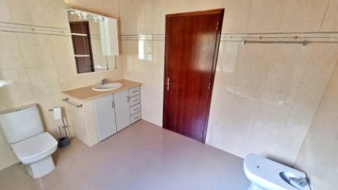 VENDA de MORADIA - VIVENDA com VISTA MAR nos Mosteiros, Ponta Delgada, Ilha de São Miguel, Açores