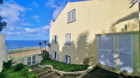 VENDA de MORADIA - VIVENDA com VISTA MAR nos Mosteiros, Ponta Delgada, Ilha de São Miguel, Açores