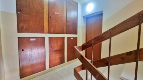 APARTAMENTO T3 MOBILADO para ARRENDAR na cidade de Ponta Delgada (São José), Ilha de São Miguel, Açores