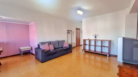 APARTAMENTO T3 MOBILADO para ARRENDAR na cidade de Ponta Delgada (São José), Ilha de São Miguel, Açores