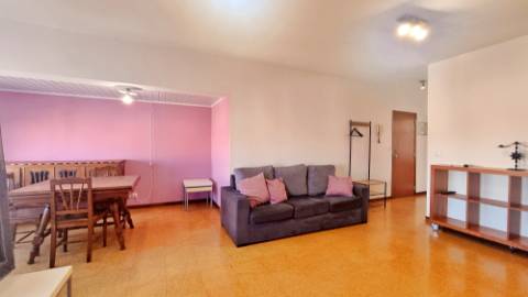 APARTAMENTO T3 MOBILADO para ARRENDAR na cidade de Ponta Delgada (São José), Ilha de São Miguel, Açores