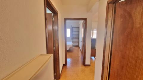 APARTAMENTO T3 MOBILADO para ARRENDAR na cidade de Ponta Delgada (São José), Ilha de São Miguel, Açores