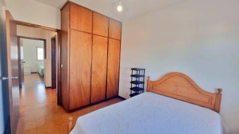 APARTAMENTO T3 MOBILADO para ARRENDAR na cidade de Ponta Delgada (São José), Ilha de São Miguel, Açores