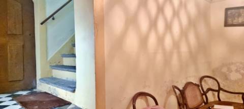 Cessão de Quinhão Hereditário com AMPLO EDIFÍCIO no centro histórico Ponta Delgada, Ilha São Miguel, Açores