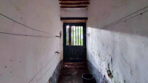 AMPLO EDIFÍCIO - MORADIA com QUINTAL no centro histórico Ponta Delgada, Ilha São Miguel, Açores