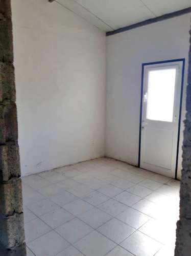 VENDA de AMPLA MORADIA com Garagem, Quintal e VISTA MAR - Velas, Ilha de São Jorge, Açores