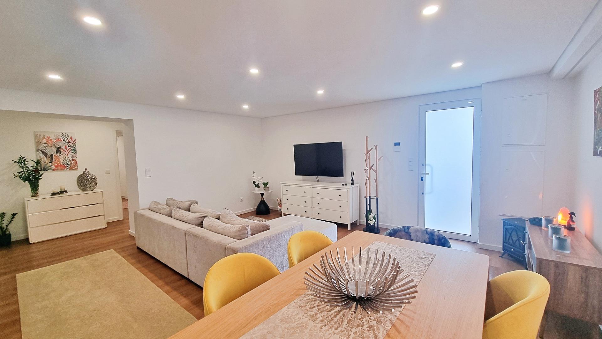 VENDA de APARTAMENTO T2 como NOVO - centro cidade Ponta Delgada (São José), Ilha São Miguel, Açores