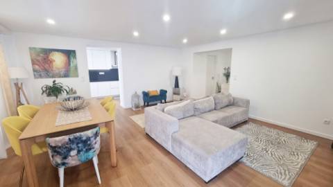 VENDA de APARTAMENTO T2 como NOVO - centro cidade Ponta Delgada (São José), Ilha São Miguel, Açores