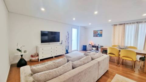 VENDA de APARTAMENTO T2 como NOVO - centro cidade Ponta Delgada (São José), Ilha São Miguel, Açores