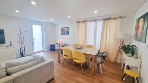 VENDA de APARTAMENTO T2 como NOVO - centro cidade Ponta Delgada (São José), Ilha São Miguel, Açores