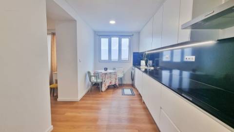 VENDA de APARTAMENTO T2 como NOVO - centro cidade Ponta Delgada (São José), Ilha São Miguel, Açores