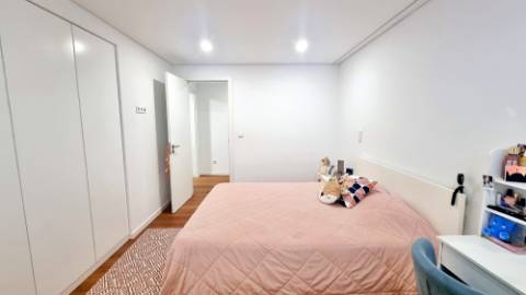 VENDA de APARTAMENTO T2 como NOVO - centro cidade Ponta Delgada (São José), Ilha São Miguel, Açores