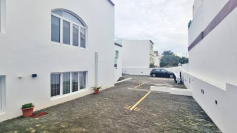 VENDA de APARTAMENTO T2 como NOVO - centro cidade Ponta Delgada (São José), Ilha São Miguel, Açores
