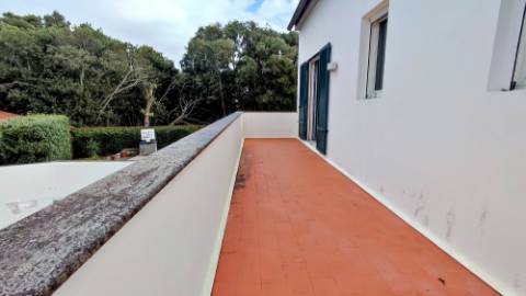 VENDA de MORADIA - VIVENDA com alojamento local e piscina - Fenais da Luz, Ponta Delgada, São Miguel, Açores