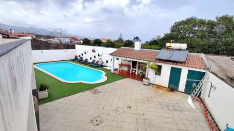 VENDA de MORADIA - VIVENDA com alojamento local e piscina - Fenais da Luz, Ponta Delgada, São Miguel, Açores