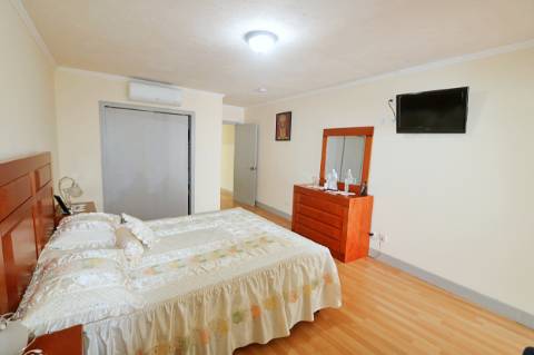 VENDA de CASA - MORADIA com VISTA MAR - Rosto do Cão (São Roque), Ponta Delgada, São Miguel, Açores