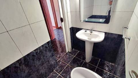 VENDA de CASA - MORADIA com garagem, jardim e quintal - Pico da Pedra, Ribeira Grande, São Miguel, Açores