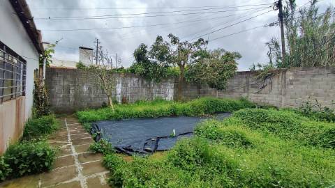 VENDA de CASA - MORADIA com garagem, jardim e quintal - Pico da Pedra, Ribeira Grande, São Miguel, Açores