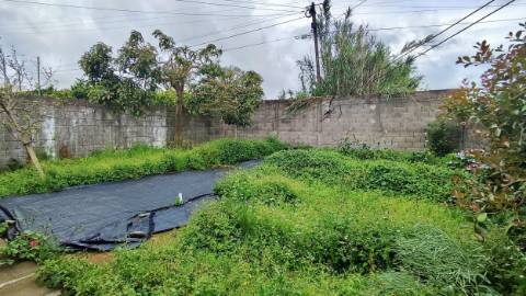 VENDA de CASA - MORADIA com garagem, jardim e quintal - Pico da Pedra, Ribeira Grande, São Miguel, Açores