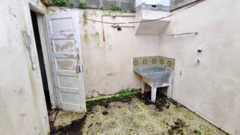 VENDA de MORADIA + EDIFÍCIO - Pico da Pedra, Ribeira Grande, Ilha de São Miguel, Açores